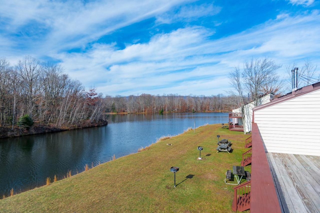 Crown Resorts At The Poconos Drums Exterior foto